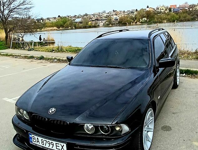 Черный БМВ 5 Серия, объемом двигателя 2.9 л и пробегом 0 тыс. км за 7000 $, фото 1 на Automoto.ua