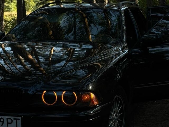 Чорний БМВ 5 Серія, об'ємом двигуна 2.93 л та пробігом 400 тис. км за 8000 $, фото 1 на Automoto.ua
