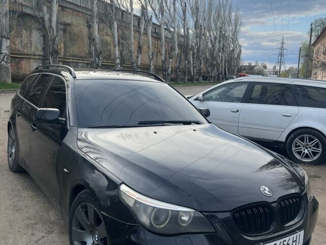 Черный БМВ 5 Серия, объемом двигателя 2.5 л и пробегом 430 тыс. км за 5700 $, фото 1 на Automoto.ua