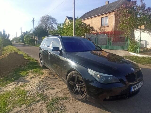 Черный БМВ 5 Серия, объемом двигателя 2.5 л и пробегом 350 тыс. км за 4493 $, фото 1 на Automoto.ua