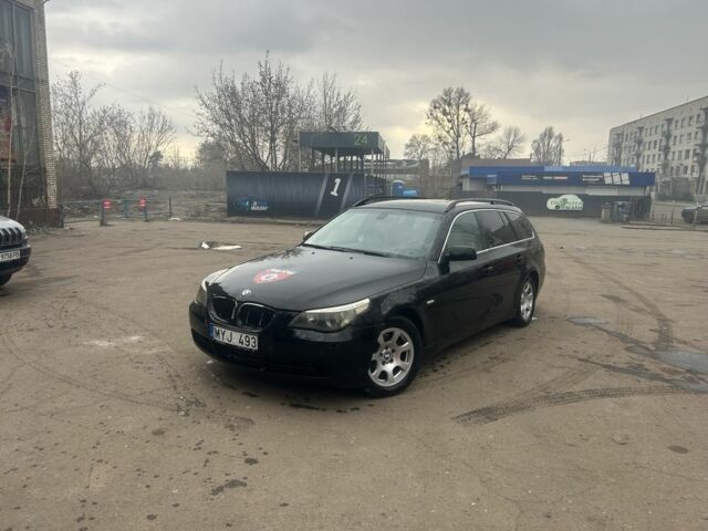 Черный БМВ 5 Серия, объемом двигателя 0 л и пробегом 100 тыс. км за 3800 $, фото 1 на Automoto.ua