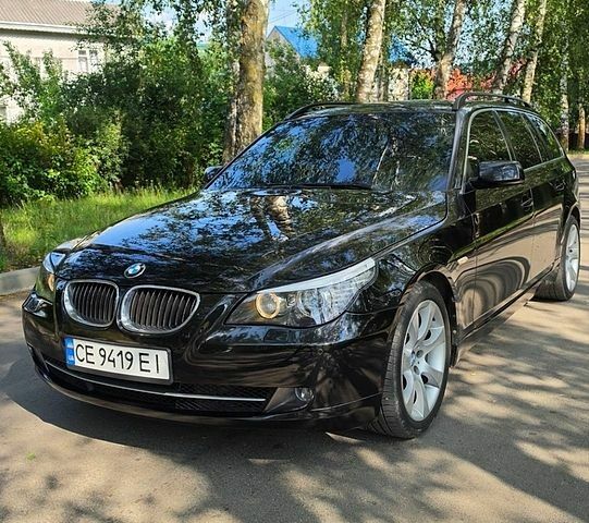 Чорний БМВ 5 Серія, об'ємом двигуна 3 л та пробігом 326 тис. км за 14000 $, фото 1 на Automoto.ua
