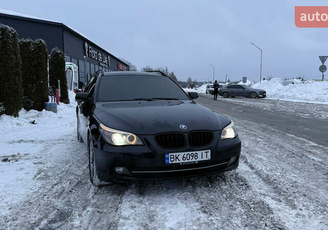 Чорний БМВ 5 Серія, об'ємом двигуна 2 л та пробігом 320 тис. км за 7900 $, фото 1 на Automoto.ua