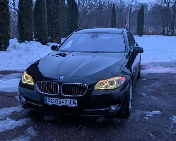 Черный БМВ 5 Серия, объемом двигателя 2.99 л и пробегом 313 тыс. км за 15000 $, фото 1 на Automoto.ua