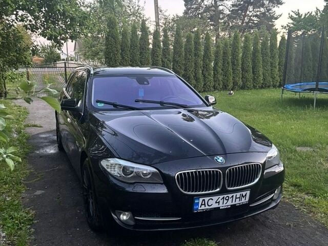 Чорний БМВ 5 Серія, об'ємом двигуна 2 л та пробігом 336 тис. км за 11500 $, фото 1 на Automoto.ua