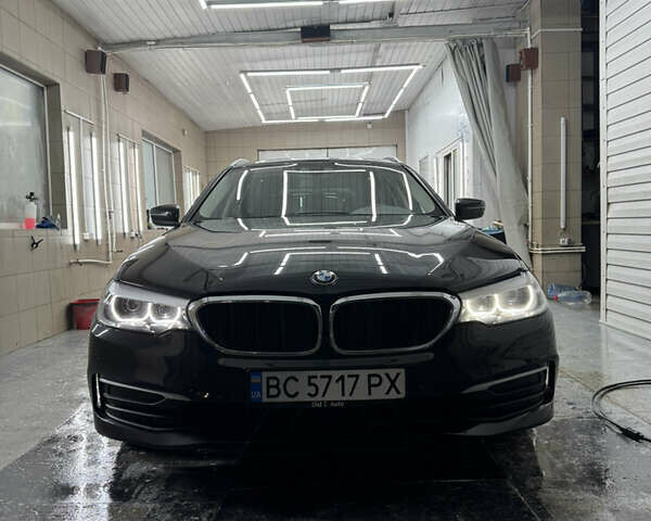Черный БМВ 5 Серия, объемом двигателя 2 л и пробегом 215 тыс. км за 23400 $, фото 1 на Automoto.ua