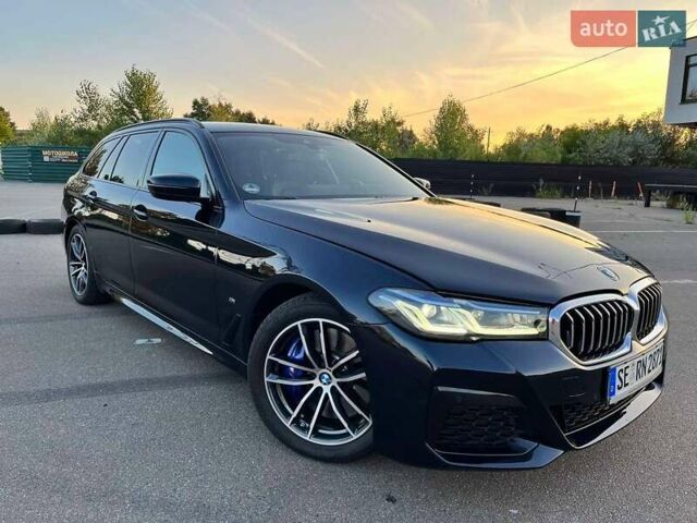 Черный БМВ 5 Серия, объемом двигателя 3 л и пробегом 38 тыс. км за 58000 $, фото 1 на Automoto.ua
