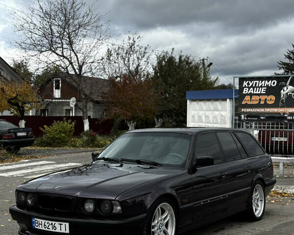 Фиолетовый БМВ 5 Серия, объемом двигателя 2.49 л и пробегом 400 тыс. км за 2800 $, фото 1 на Automoto.ua