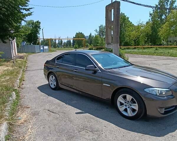 Коричневий БМВ 5 Серія, об'ємом двигуна 2 л та пробігом 168 тис. км за 14800 $, фото 1 на Automoto.ua