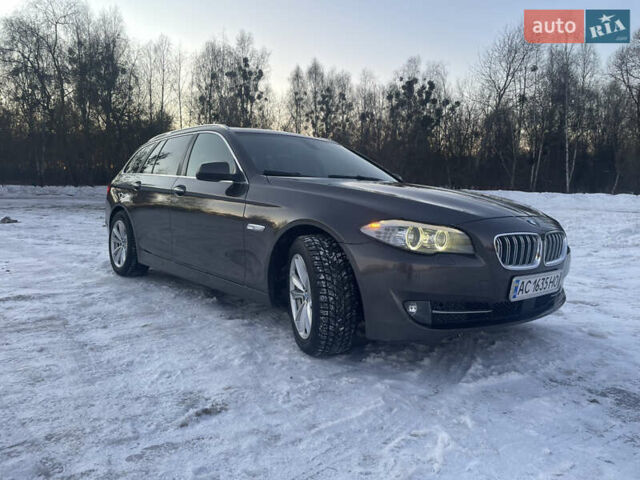 Коричневий БМВ 5 Серія, об'ємом двигуна 2 л та пробігом 260 тис. км за 13500 $, фото 1 на Automoto.ua
