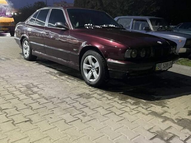 Красный БМВ 5 Серия, объемом двигателя 2.8 л и пробегом 465 тыс. км за 3000 $, фото 1 на Automoto.ua