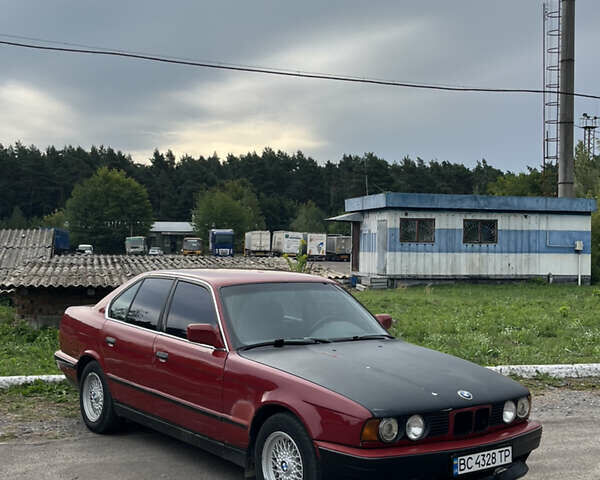 Красный БМВ 5 Серия, объемом двигателя 1.99 л и пробегом 296 тыс. км за 2500 $, фото 1 на Automoto.ua