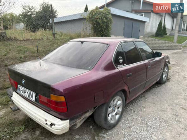 Красный БМВ 5 Серия, объемом двигателя 2 л и пробегом 560 тыс. км за 799 $, фото 1 на Automoto.ua