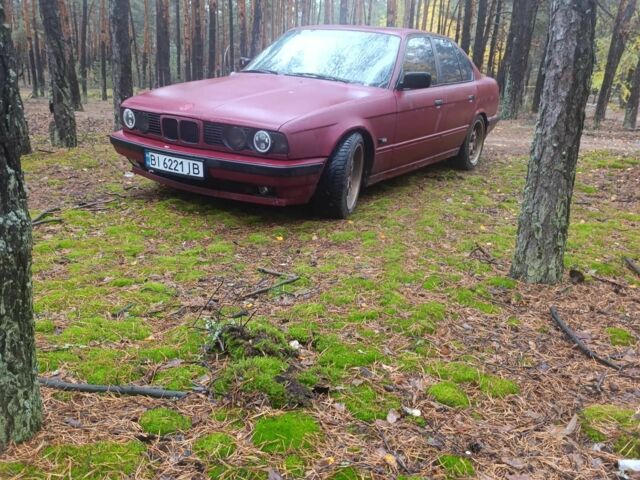 Червоний БМВ 5 Серія, об'ємом двигуна 2.5 л та пробігом 7 тис. км за 3800 $, фото 1 на Automoto.ua