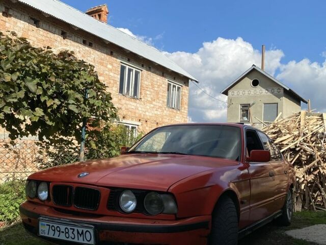Красный БМВ 5 Серия, объемом двигателя 2.5 л и пробегом 320 тыс. км за 1100 $, фото 1 на Automoto.ua
