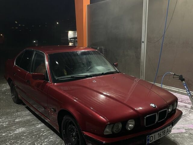 Червоний БМВ 5 Серія, об'ємом двигуна 2 л та пробігом 400 тис. км за 2300 $, фото 1 на Automoto.ua
