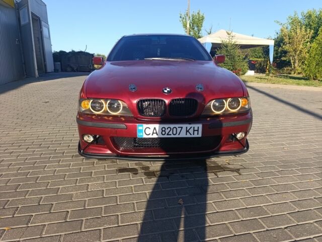 Красный БМВ 5 Серия, объемом двигателя 2 л и пробегом 1 тыс. км за 3500 $, фото 1 на Automoto.ua