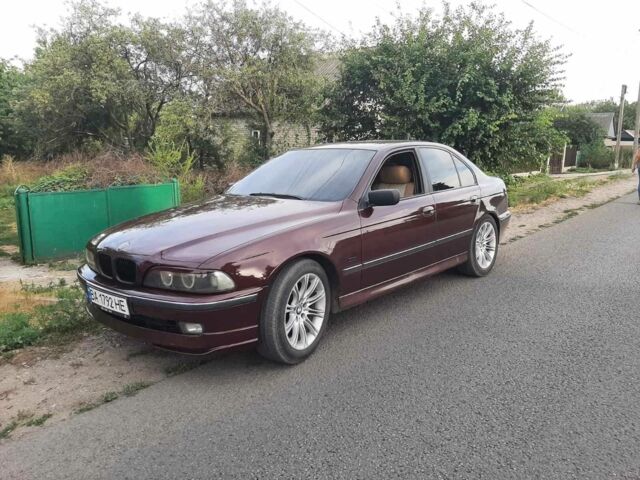 Красный БМВ 5 Серия, объемом двигателя 2 л и пробегом 430 тыс. км за 4500 $, фото 1 на Automoto.ua