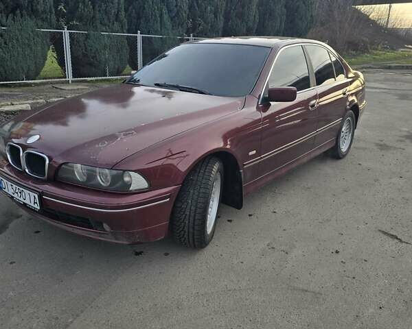 Красный БМВ 5 Серия, объемом двигателя 25 л и пробегом 280 тыс. км за 2850 $, фото 1 на Automoto.ua