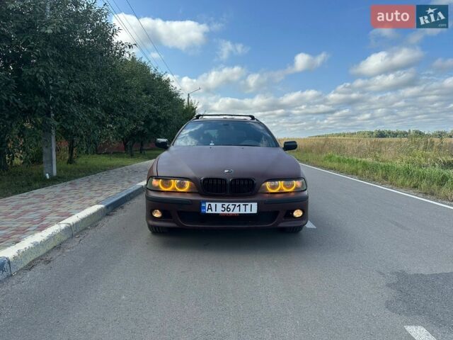 Красный БМВ 5 Серия, объемом двигателя 2.8 л и пробегом 390 тыс. км за 3600 $, фото 1 на Automoto.ua