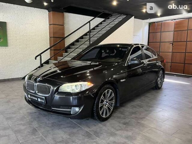 БМВ 5 Серия, объемом двигателя 3 л и пробегом 193 тыс. км за 14900 $, фото 1 на Automoto.ua