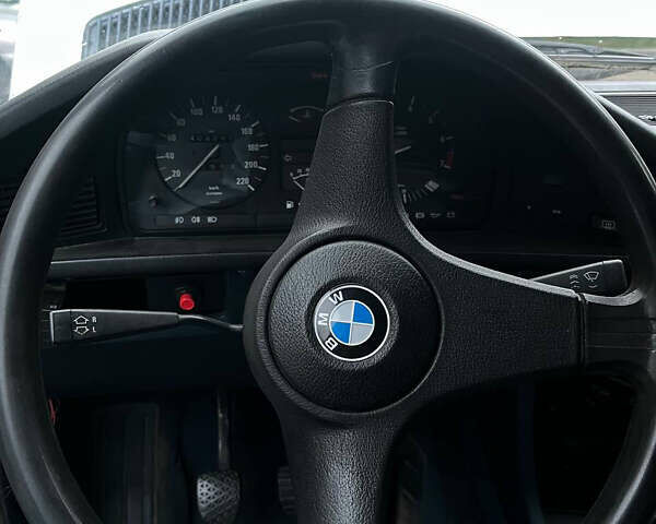 БМВ 5 Серия, объемом двигателя 2 л и пробегом 400 тыс. км за 1500 $, фото 1 на Automoto.ua