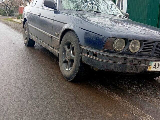 БМВ 5 Серия, объемом двигателя 2.5 л и пробегом 500 тыс. км за 1200 $, фото 1 на Automoto.ua