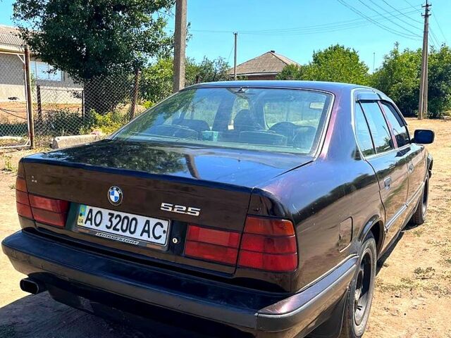 БМВ 5 Серия, объемом двигателя 2.5 л и пробегом 0 тыс. км за 1350 $, фото 1 на Automoto.ua