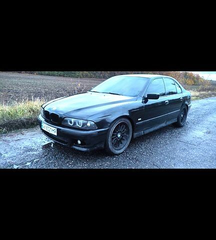 БМВ 5 Серія, об'ємом двигуна 4.4 л та пробігом 350 тис. км за 4100 $, фото 1 на Automoto.ua