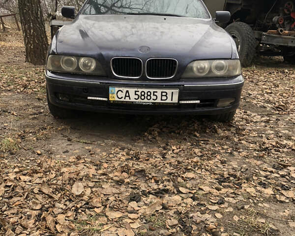БМВ 5 Серия, объемом двигателя 1.99 л и пробегом 421 тыс. км за 2600 $, фото 1 на Automoto.ua
