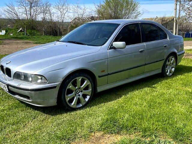 БМВ 5 Серия, объемом двигателя 25 л и пробегом 0 тыс. км за 2700 $, фото 1 на Automoto.ua
