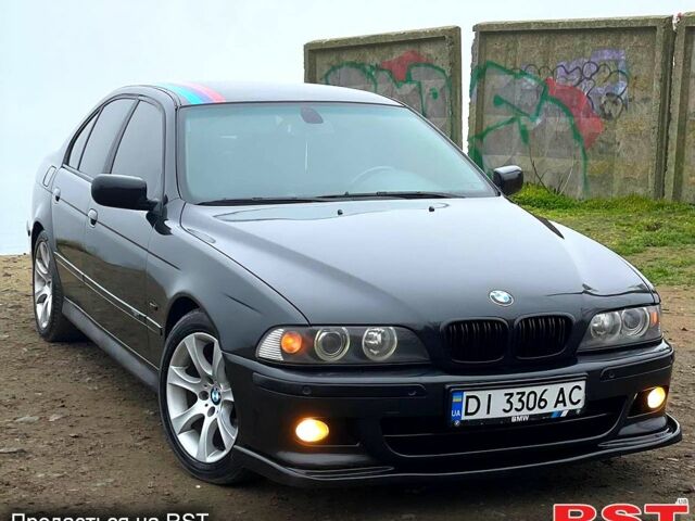 БМВ 5 Серия, объемом двигателя 3 л и пробегом 300 тыс. км за 5600 $, фото 1 на Automoto.ua