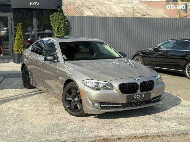 БМВ 5 Серия, объемом двигателя 3 л и пробегом 215 тыс. км за 12999 $, фото 1 на Automoto.ua