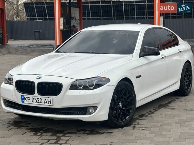 БМВ 5 Серія, об'ємом двигуна 2 л та пробігом 239 тис. км за 11500 $, фото 1 на Automoto.ua