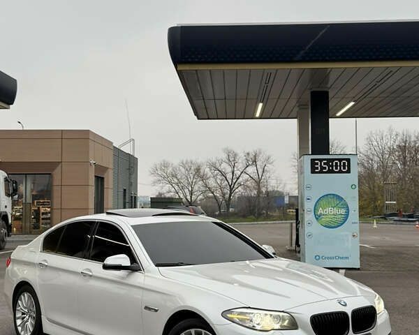 БМВ 5 Серия, объемом двигателя 2 л и пробегом 136 тыс. км за 13950 $, фото 1 на Automoto.ua