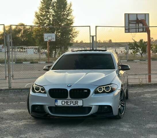 БМВ 5 Серия, объемом двигателя 3 л и пробегом 142 тыс. км за 17100 $, фото 1 на Automoto.ua
