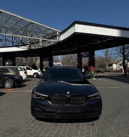 БМВ 5 Серия, объемом двигателя 2 л и пробегом 139 тыс. км за 27000 $, фото 1 на Automoto.ua