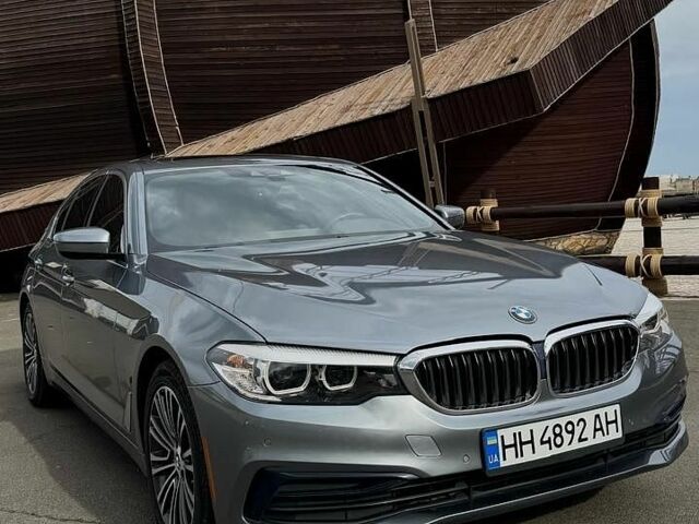 БМВ 5 Серия, объемом двигателя 2 л и пробегом 129 тыс. км за 26500 $, фото 1 на Automoto.ua