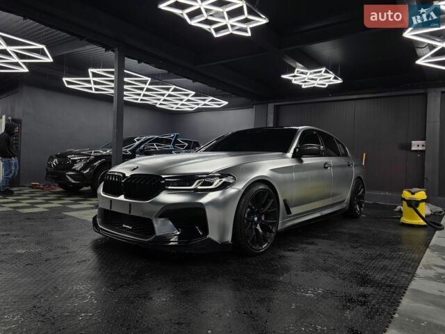 БМВ 5 Серия, объемом двигателя 3 л и пробегом 147 тыс. км за 32900 $, фото 1 на Automoto.ua