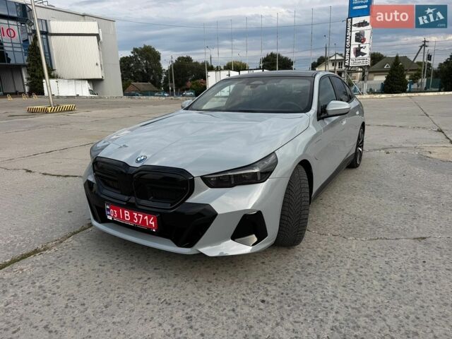БМВ 5 Серия, объемом двигателя 3 л и пробегом 50 тыс. км за 79900 $, фото 1 на Automoto.ua