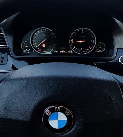 БМВ 5 Серия, объемом двигателя 2 л и пробегом 370 тыс. км за 15000 $, фото 1 на Automoto.ua