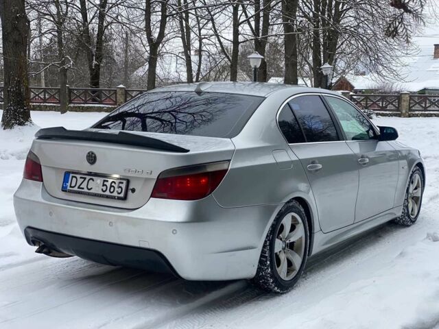 Сірий БМВ 5 Серія, об'ємом двигуна 3 л та пробігом 300 тис. км за 4700 $, фото 1 на Automoto.ua