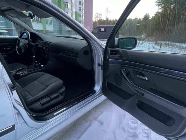 Сірий БМВ 5 Серія, об'ємом двигуна 2 л та пробігом 360 тис. км за 3900 $, фото 1 на Automoto.ua
