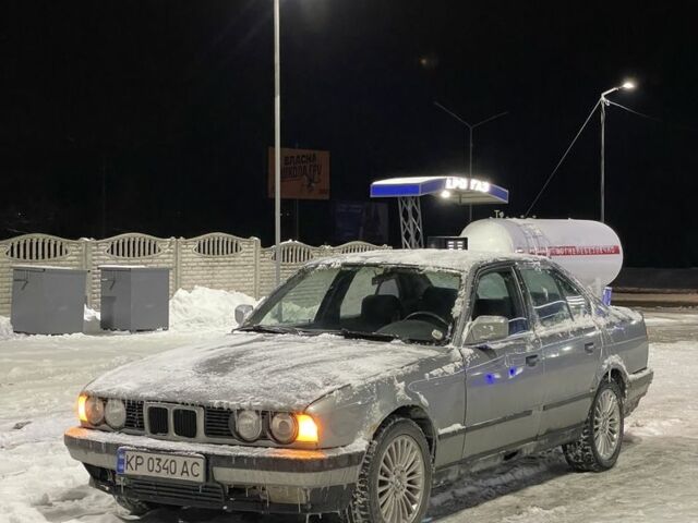 Сірий БМВ 5 Серія, об'ємом двигуна 2 л та пробігом 329 тис. км за 1499 $, фото 1 на Automoto.ua