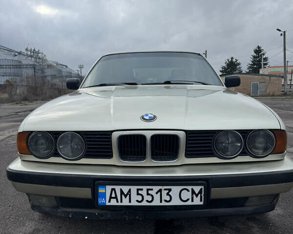 Серый БМВ 5 Серия, объемом двигателя 2.49 л и пробегом 290 тыс. км за 3200 $, фото 1 на Automoto.ua