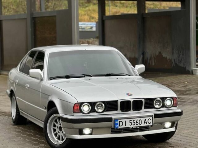 Серый БМВ 5 Серия, объемом двигателя 2 л и пробегом 1 тыс. км за 2850 $, фото 1 на Automoto.ua