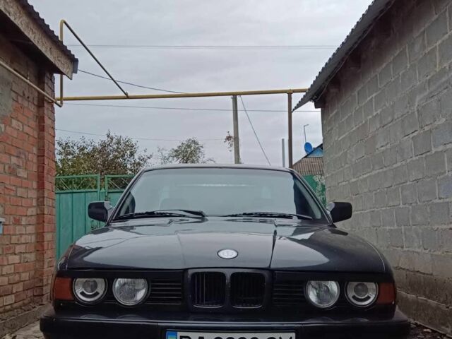 Серый БМВ 5 Серия, объемом двигателя 2 л и пробегом 300 тыс. км за 1600 $, фото 1 на Automoto.ua