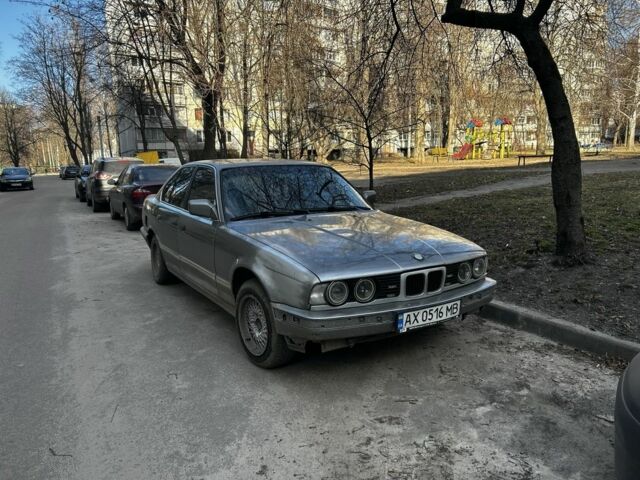Серый БМВ 5 Серия, объемом двигателя 2.5 л и пробегом 3 тыс. км за 2150 $, фото 1 на Automoto.ua