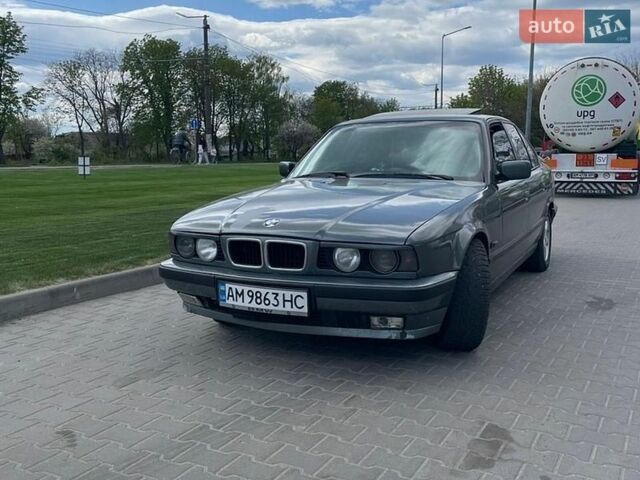 Серый БМВ 5 Серия, объемом двигателя 2.5 л и пробегом 530 тыс. км за 3700 $, фото 1 на Automoto.ua