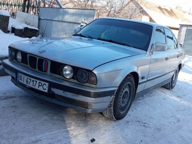 Сірий БМВ 5 Серія, об'ємом двигуна 2.8 л та пробігом 250 тис. км за 1600 $, фото 1 на Automoto.ua